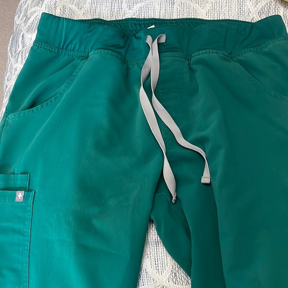 Figs pants